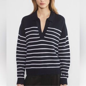 Wilfred Navy and White V-Neck Sweater wool size M Chunky Knit